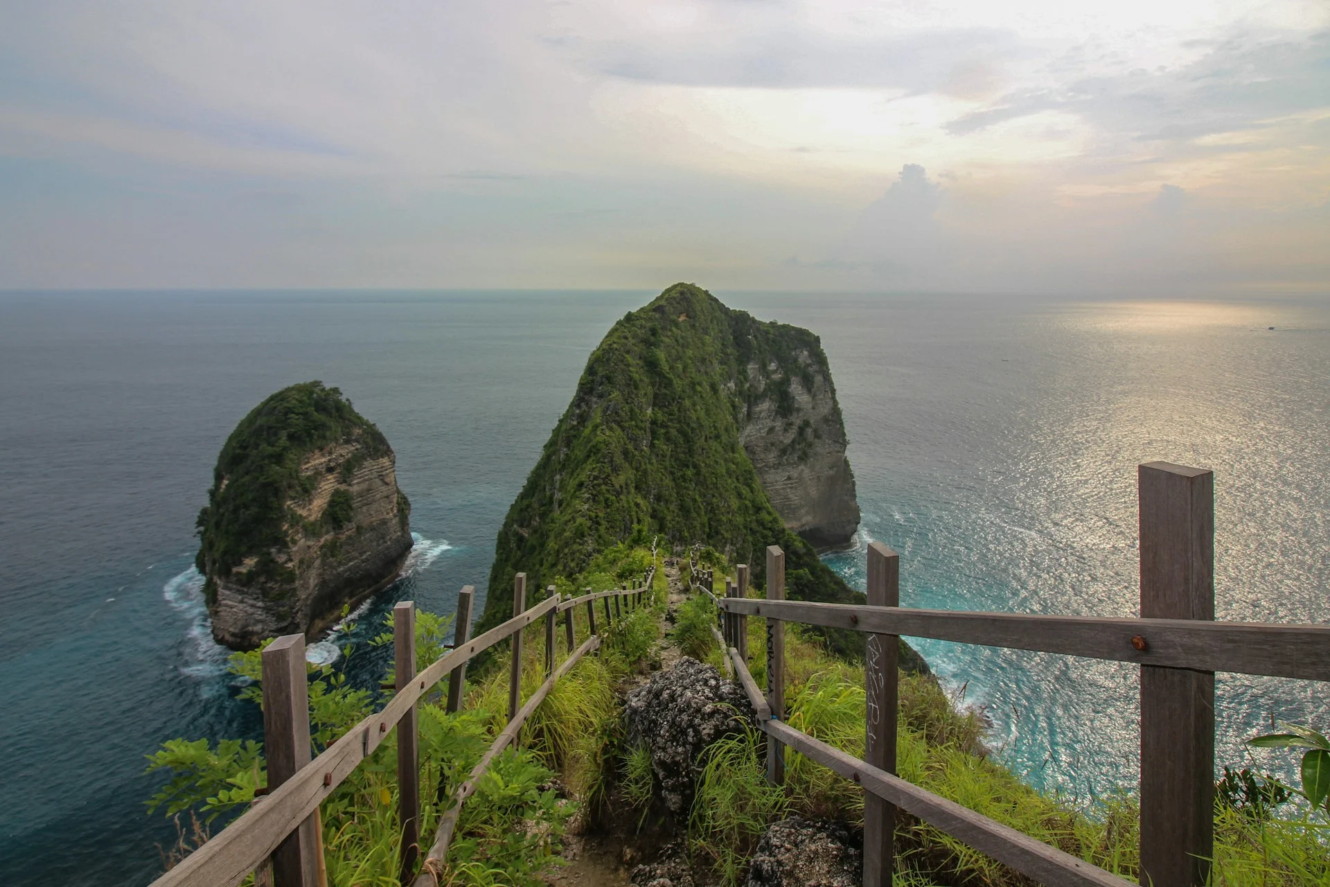 Home nusa penida kelingking beach